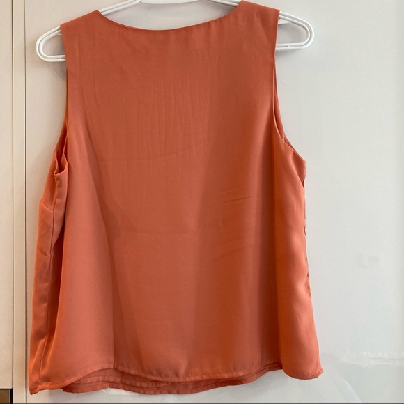 👚Suzy Shier v neck coral tank top👚 - Picture 5 of 5